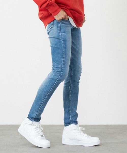 Lee(リー)の「Lee/リー【ハイパワーストレッチ】Lee LASTIC スキニーデニムパンツ(デニムパンツ・メンズ・ブルー/ブラック系その他・MEDIUM/X-LARGE/SMALL/LARGE/X-SMALL)」の11枚目の写真