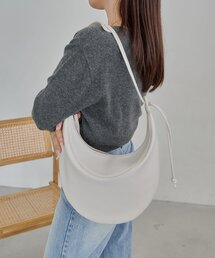 CAPRICIEUX LE'MAGE | ハーフムーンバッグ(ショルダーバッグ)