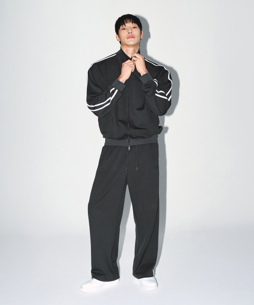 BORN TO WIN（ボーントゥウィン）の「CHROME B JERSEY TRACK JACKET [CHARCOAL]（ジャージ・メンズ・その他・3/2/1）」の6枚目の写真