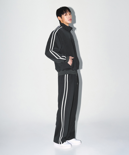 BORN TO WIN（ボーントゥウィン）の「CHROME B JERSEY TRACK JACKET [CHARCOAL]（ジャージ・メンズ・その他・3/2/1）」の7枚目の写真