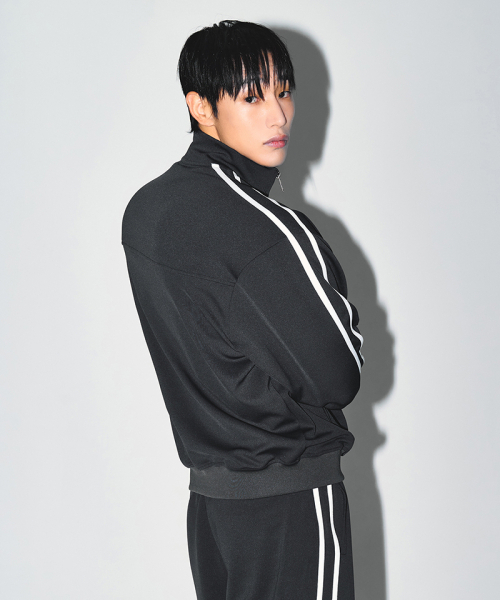 BORN TO WIN（ボーントゥウィン）の「CHROME B JERSEY TRACK JACKET [CHARCOAL]（ジャージ・メンズ・その他・3/2/1）」の9枚目の写真