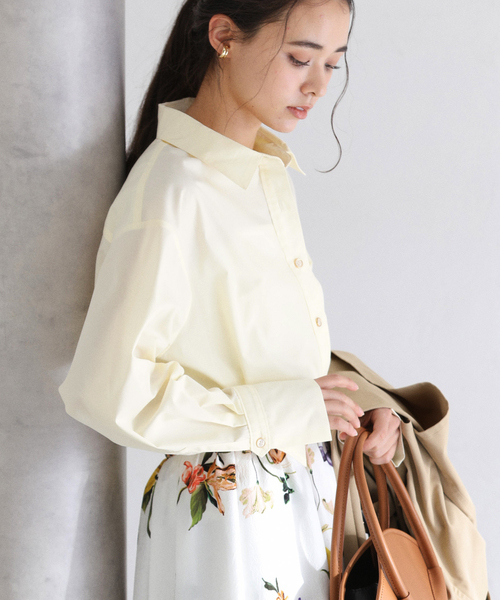 La TOTALITE（ラトータリテ）の「【洗える】スリットカフスシャツ（シャツ/ブラウス・レディース・ブルー/ホワイト/イエロー・FREE）」の13枚目の写真