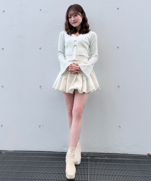 NOMAE(ノーマエ)の「フロントホックレイヤードカーデトップス(ニット/セーター・レディース・ピンク/ブルー/グレー/ブラック・FREE)」の7枚目の写真