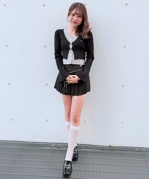 NOMAE(ノーマエ)の「フロントホックレイヤードカーデトップス(ニット/セーター・レディース・ピンク/ブルー/グレー/ブラック・FREE)」の5枚目の写真