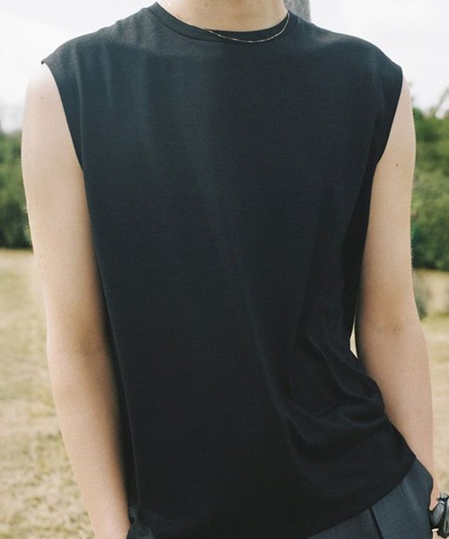 LIDNM（リドム）の「MERINO WOOL SLEEVELESS TEE（Tシャツ/カットソー・メンズ・ブラック/ヘザーグレー・LARGE/MEDIUM/SMALL）」の3枚目の写真