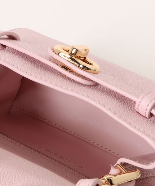 CHARLES & KEITH(チャールズ & キース)の「【日本限定】Aubrielle オブリエル トップハンドルバッグ(ハンドバッグ・レディース・ピンク・S)」の13枚目の写真