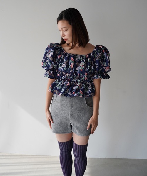 SANSeLF(サンセルフ)の「【SANSeLF】フラワーパフスリーブペプラムトップス saw26s019(シャツ/ブラウス・レディース・ネイビー/ホワイト・FREE)」の12枚目の写真