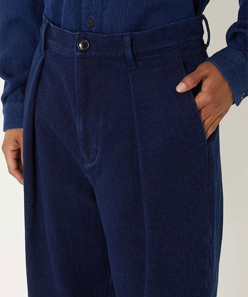 BLUE BLUE JAPAN(ブルーブルージャパン)の「ホンアイライトサシコ トラウザーズ(スラックス・メンズ・インディゴブルー・L/XL)」の5枚目の写真