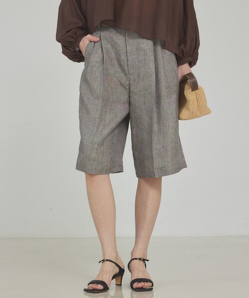 qualite(カリテ)の「【大人のショートパンツ】ラメリネンショートパンツ/セットアップ対応/夏服/春服・/リネン(その他パンツ・レディース・グレイッシュベージュ・36/38)」の1枚目の写真