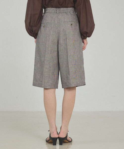 qualite(カリテ)の「【大人のショートパンツ】ラメリネンショートパンツ/セットアップ対応/夏服/春服・/リネン(その他パンツ・レディース・グレイッシュベージュ・36/38)」の9枚目の写真