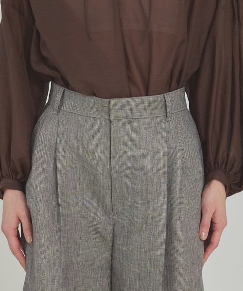 qualite(カリテ)の「【大人のショートパンツ】ラメリネンショートパンツ/セットアップ対応/夏服/春服・/リネン(その他パンツ・レディース・グレイッシュベージュ・36/38)」の11枚目の写真