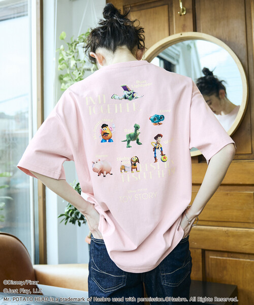 FREAK'S STORE(フリークスストア)の「限定展開 【TOY STORY/トイ・ストーリー】 別注 バックプリント クルーネックTシャツ / RANDOM(Tシャツ/カットソー・メンズ・ピンク/ホワイト/アッシュグレー/スミクロ・MEDIUM/SMALL/LARGE)」の14枚目の写真