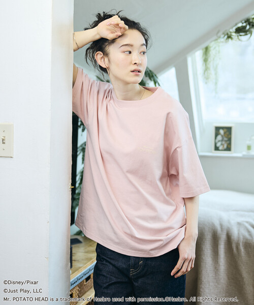 FREAK'S STORE(フリークスストア)の「限定展開 【TOY STORY/トイ・ストーリー】 別注 バックプリント クルーネックTシャツ / RANDOM(Tシャツ/カットソー・メンズ・ピンク/ホワイト/アッシュグレー/スミクロ・MEDIUM/SMALL/LARGE)」の16枚目の写真