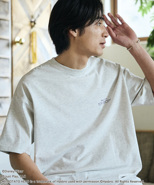 FREAK'S STORE(フリークスストア)の「限定展開 【TOY STORY/トイ・ストーリー】 別注 バックプリント クルーネックTシャツ / RANDOM(Tシャツ/カットソー・メンズ・ピンク/ホワイト/アッシュグレー/スミクロ・MEDIUM/SMALL/LARGE)」の11枚目の写真