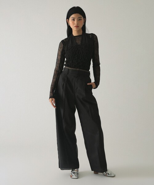 Ray BEAMS（レイビームス）の「シアー レイヤード 1タック パンツ（スラックス・レディース・アイボリー/ブラック・1/0）」の7枚目の写真