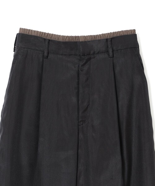 Ray BEAMS（レイビームス）の「シアー レイヤード 1タック パンツ（スラックス・レディース・アイボリー/ブラック・1/0）」の9枚目の写真