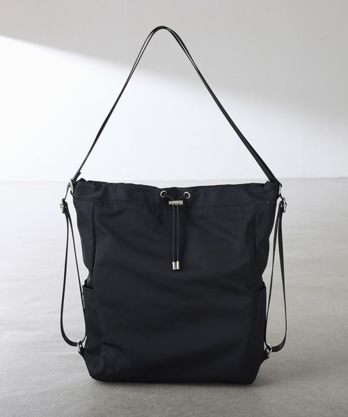 PAPILLONNER（パピヨネ）の「PAPILLONNER/撥水3WAYバッグ/強撥水（バックパック/リュック・レディース・ブラック/ベージュ・FREE）」の3枚目の写真