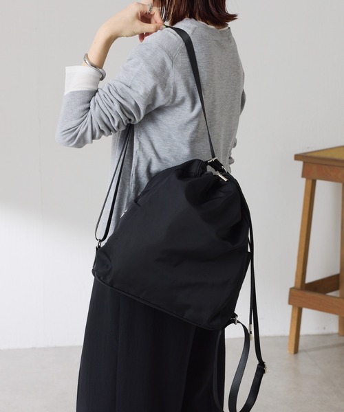 PAPILLONNER（パピヨネ）の「PAPILLONNER/撥水3WAYバッグ/強撥水（バックパック/リュック・レディース・ブラック/ベージュ・FREE）」の19枚目の写真