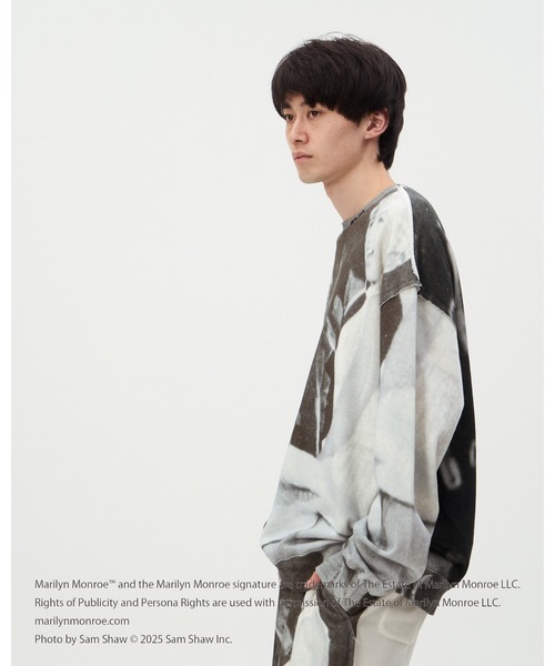 DISCOVERED(ディスカバード)の「MARILYN MONROE INKJET PRINT SWEAT(スウェット・メンズ・ブラック・SMALL/LARGE)」の3枚目の写真