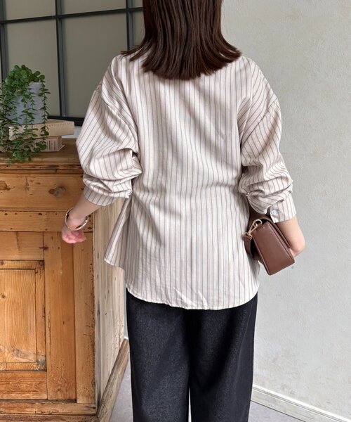 Thevon（ゼボン）の「ウエストベルトストライプシャツ（シャツ/ブラウス・レディース・ベージュ/ピンク/キャメル/サックスブルー・FREE）」の7枚目の写真