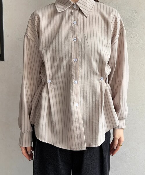 Thevon（ゼボン）の「ウエストベルトストライプシャツ（シャツ/ブラウス・レディース・ベージュ/ピンク/キャメル/サックスブルー・FREE）」の13枚目の写真
