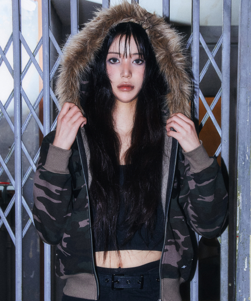 DRUNKTXT（ドランクテキスト）の「[Woman] Pleather Patch Fur Zip-Up Hoodie Camo（パーカー・レディース・その他・FREE）」の3枚目の写真
