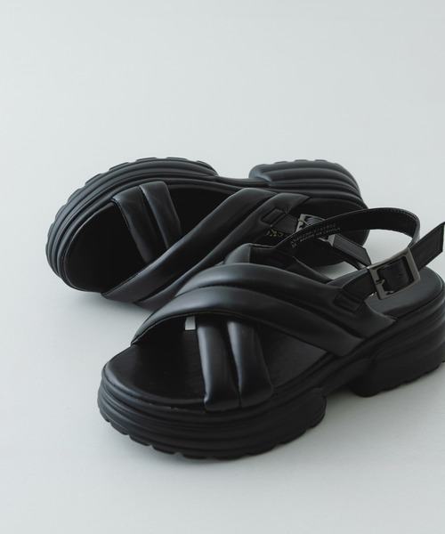 RODE SKO（ロデスコ）の「パテッドボリュームソールサンダル（サンダル・レディース・ベージュ/ブラック・36/38/37）」の9枚目の写真