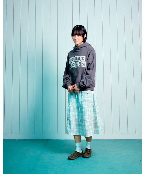 THECOLDESTMOMENT(ザコールデストモーメント)の「TCM 2018 hoodie (dark brown)(パーカー・レディース・その他・MEDIUM/LARGE)」の9枚目の写真