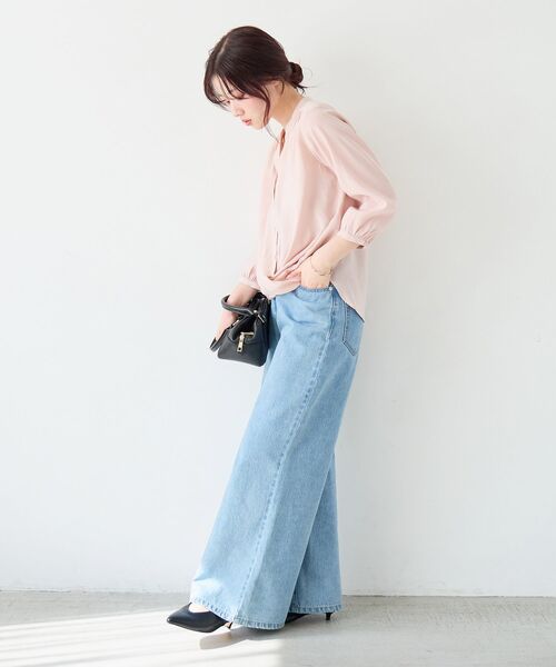 le.coeur blanc（ルクールブラン）の「バーボタンカシュクールブラウス（シャツ/ブラウス・レディース・ネイビー/オフホワイト/ライトピンク・38）」の9枚目の写真