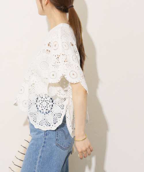 Torrazzo Donna(トラッゾドンナ)の「【TORRAZZO DONNA/トラッゾドンナ】クロシェポンチョ(ニット/セーター・レディース・ホワイト/ブラック・FREE)」の19枚目の写真