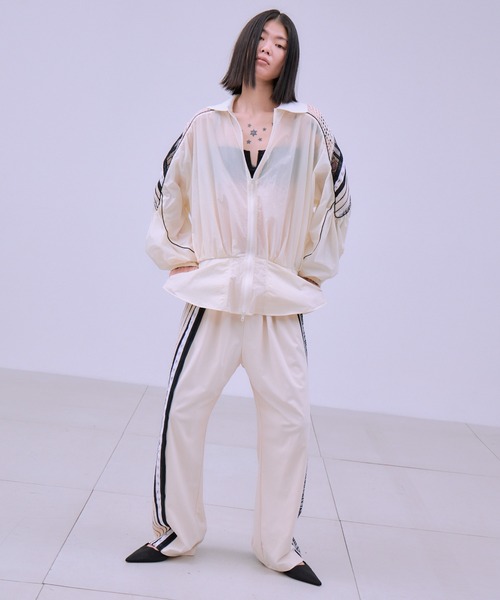 THINGS THAT MATTER（シングス ザット マター）の「TORCHON LACE SWITCHING ZIP-UP BLOUSON / トーション レース スイッチング ジップアップ ブルゾン（ブルゾン・レディース・ベージュ/ブラック・FREE）」の6枚目の写真