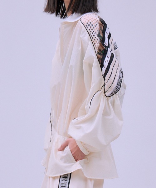 THINGS THAT MATTER（シングス ザット マター）の「TORCHON LACE SWITCHING ZIP-UP BLOUSON / トーション レース スイッチング ジップアップ ブルゾン（ブルゾン・レディース・ベージュ/ブラック・FREE）」の3枚目の写真