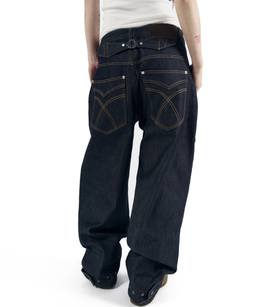 AAKAM(アーカム)の「Steve Cinch Back Denim Pants (Blue)(デニムパンツ・レディース・その他・1/2)」の15枚目の写真