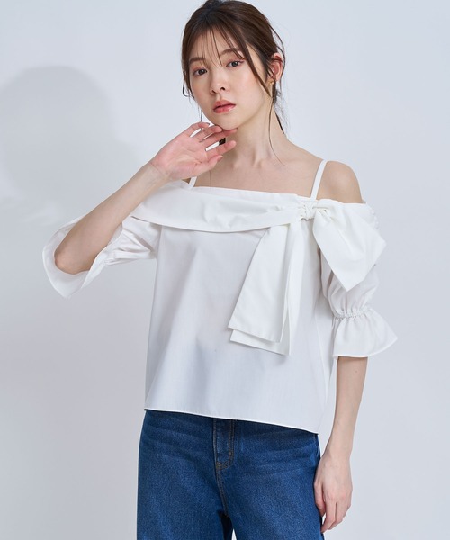 NOELA(ノエラ)の「オフショルリボンブラウス(シャツ/ブラウス・レディース・ネイビー/オフホワイト/サックスブルー・フリー)」の6枚目の写真