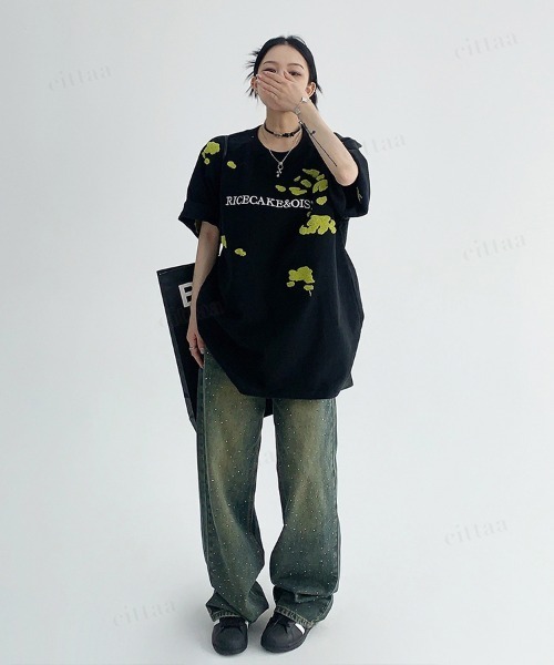 Dalfwin(ダールフィン)の「韓国ファッション RICECAKEペイント風サガラ刺繍Tシャツ(Tシャツ/カットソー・レディース・ブラック/グレー・FREE)」の9枚目の写真