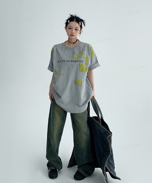Dalfwin(ダールフィン)の「韓国ファッション RICECAKEペイント風サガラ刺繍Tシャツ(Tシャツ/カットソー・レディース・ブラック/グレー・FREE)」の16枚目の写真