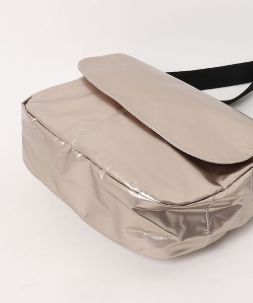 Doux archives（ドゥアルシーヴ）の「Jack Gomme LIGHT ORIGINALNICOショルダーバッグ（ショルダーバッグ・レディース・シャンパン・FREE）」の3枚目の写真