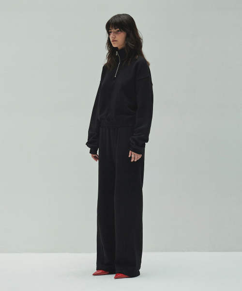 DIAGONAL(ダイアゴナル)の「DIAGONAL LOGO HALF ZIP UP (black)(スウェット・レディース・その他・FREE)」の5枚目の写真