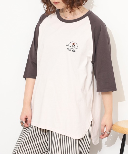 Emago（イマゴ）の「EMAGO ﾛｺﾞ刺繍ﾗｸﾞﾗﾝT 半端袖（Tシャツ/カットソー・レディース・ネイビー/チャコールグレー/アイボリー・FREE）」の8枚目の写真