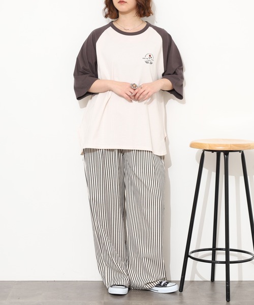 Emago（イマゴ）の「EMAGO ﾛｺﾞ刺繍ﾗｸﾞﾗﾝT 半端袖（Tシャツ/カットソー・レディース・ネイビー/チャコールグレー/アイボリー・FREE）」の10枚目の写真