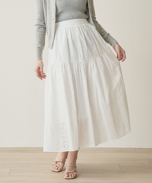 Nohea(ノヘア)の「エンブロイダリー 刺繍縦柄スカート(スカート・レディース・アイボリー/ブラック/オフホワイト・M)」の21枚目の写真