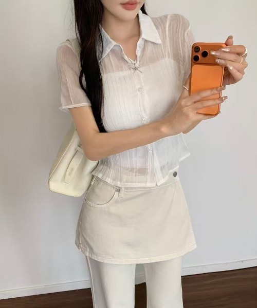 LADY LIKE（レディライク）の「【春夏新作】プリーツ加工半袖シアーシャツ（シャツ/ブラウス・レディース・ホワイト/ブラック・M）」の5枚目の写真