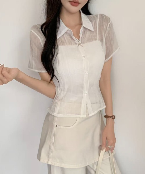 LADY LIKE（レディライク）の「【春夏新作】プリーツ加工半袖シアーシャツ（シャツ/ブラウス・レディース・ホワイト/ブラック・M）」の3枚目の写真