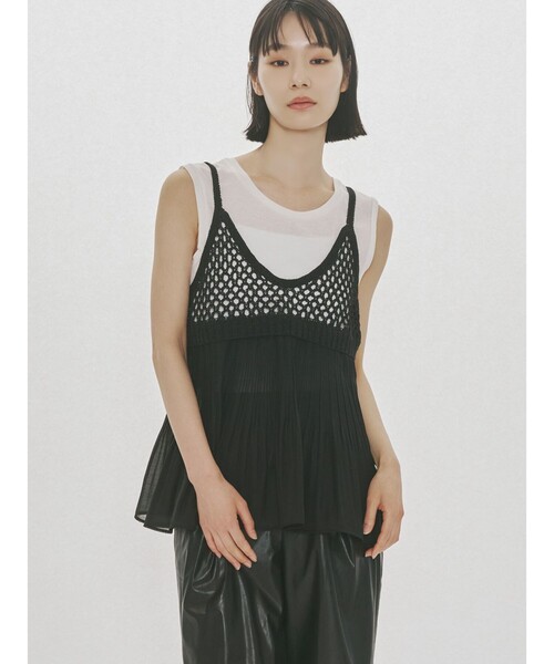 MIDIUMISOLID(ミディウミソリッド)の「MIDIUMISOLID for Ladies メッシュニットプリーツキャミソール(ベスト・レディース・ブラック/アイボリー・FREE)」の2枚目の写真