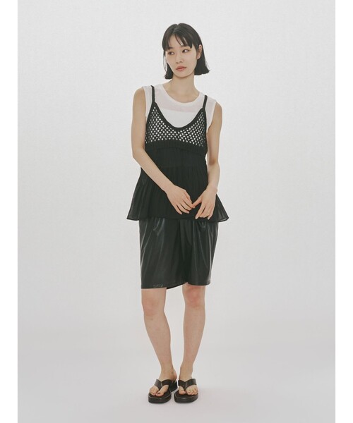 MIDIUMISOLID(ミディウミソリッド)の「MIDIUMISOLID for Ladies メッシュニットプリーツキャミソール(ベスト・レディース・ブラック/アイボリー・FREE)」の10枚目の写真