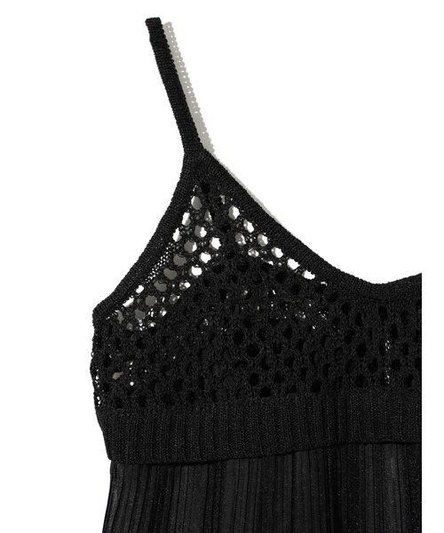MIDIUMISOLID(ミディウミソリッド)の「MIDIUMISOLID for Ladies メッシュニットプリーツキャミソール(ベスト・レディース・ブラック/アイボリー・FREE)」の15枚目の写真