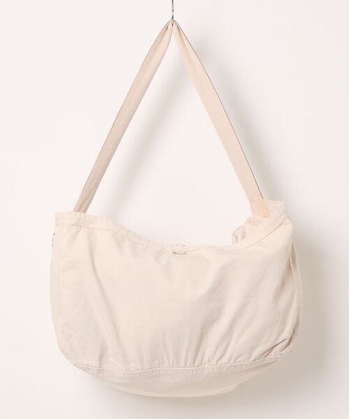 BILLY'S ENT（ビリーズエンター）の「Packers Equipment NEWSPAPER BAG　PE-302-002（ショルダーバッグ・メンズ・ベージュ・FREE）」の3枚目の写真