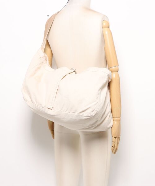 BILLY'S ENT（ビリーズエンター）の「Packers Equipment NEWSPAPER BAG　PE-302-002（ショルダーバッグ・メンズ・ベージュ・FREE）」の6枚目の写真