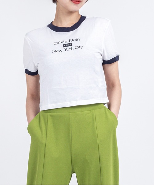 Calvin Klein（カルバン・クライン）の「【CALVIN KLEIN】クロップド丈 半袖 リンガーTシャツ（Tシャツ/カットソー・レディース・ホワイト/ホワイト系その他/ライトピンク/ホワイト×グレー・X-SMALL/SMALL/MEDIUM）」の6枚目の写真