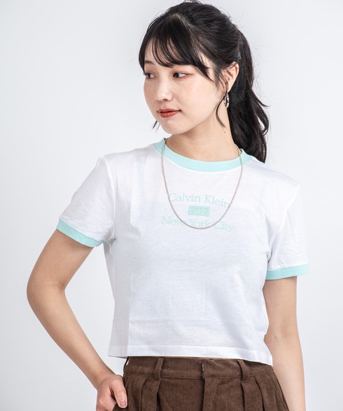 Calvin Klein（カルバン・クライン）の「【CALVIN KLEIN】クロップド丈 半袖 リンガーTシャツ（Tシャツ/カットソー・レディース・ホワイト/ホワイト系その他/ライトピンク/ホワイト×グレー・X-SMALL/SMALL/MEDIUM）」の21枚目の写真